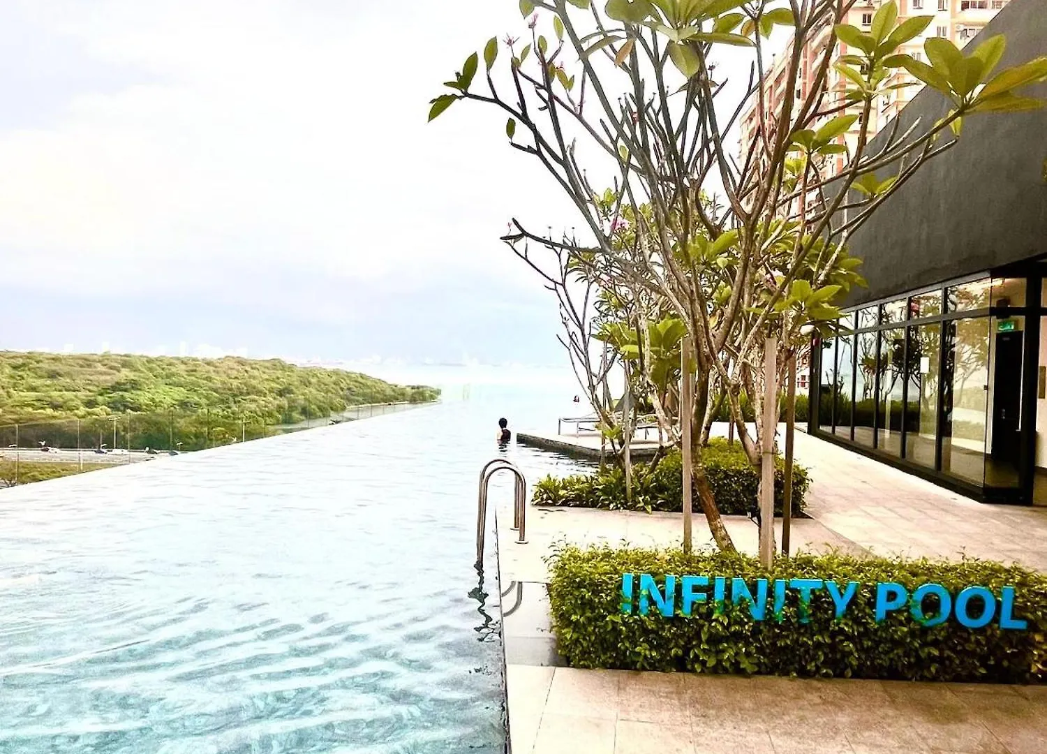 Georgetown Childroom Seaview & Cityview Infinity Pool With 2 Carpark Jelutong 0*,